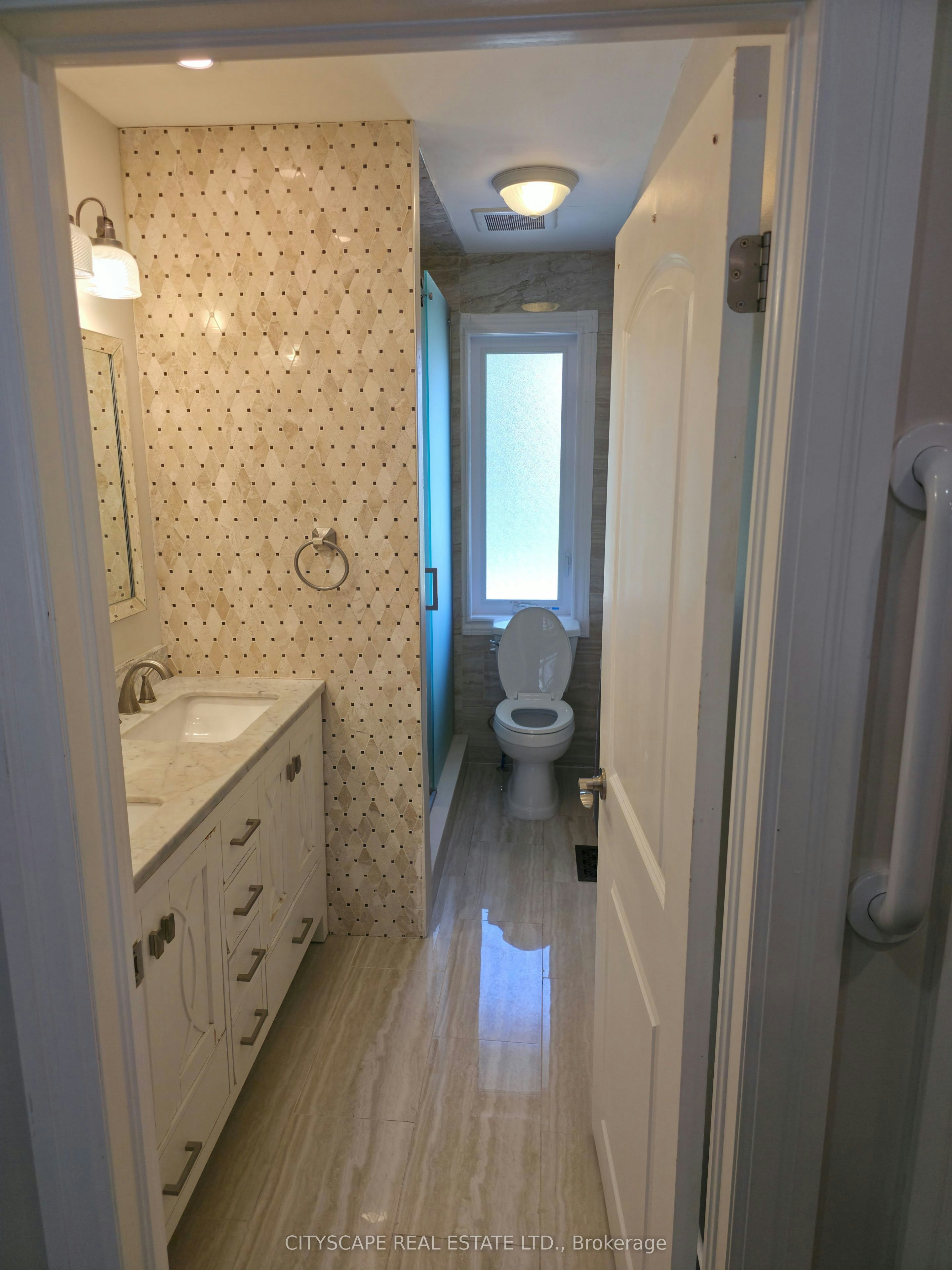 2543 Rugby Road, Mississauga, ON, L5B 1T1 - 12