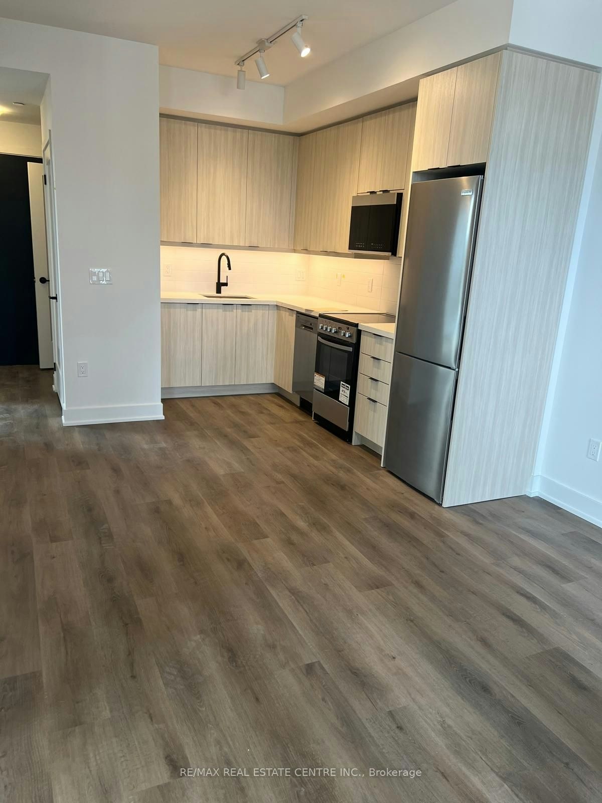 514 A-115 Nipissing Rd Road, Milton, ON, L9T 1R3 - 6