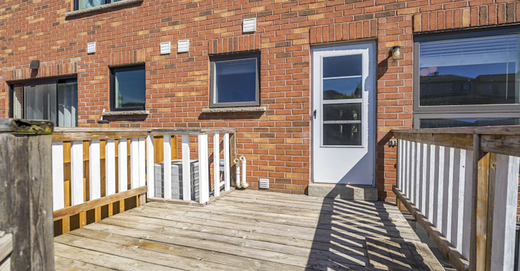 Main/Base-125 Viella Street, Toronto, ON, M6N 5C7 - 23