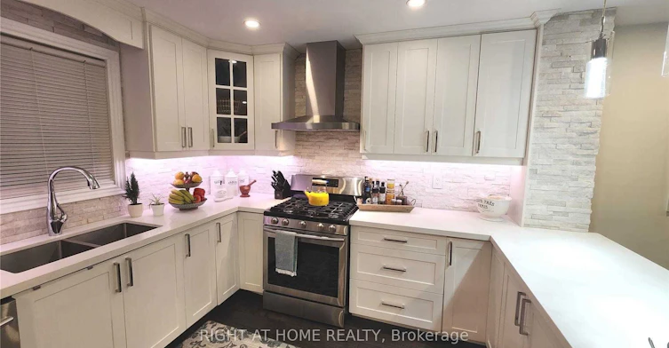 275 River Oaks Boulevard W, Oakville, ON, L6H 3V2 - 17