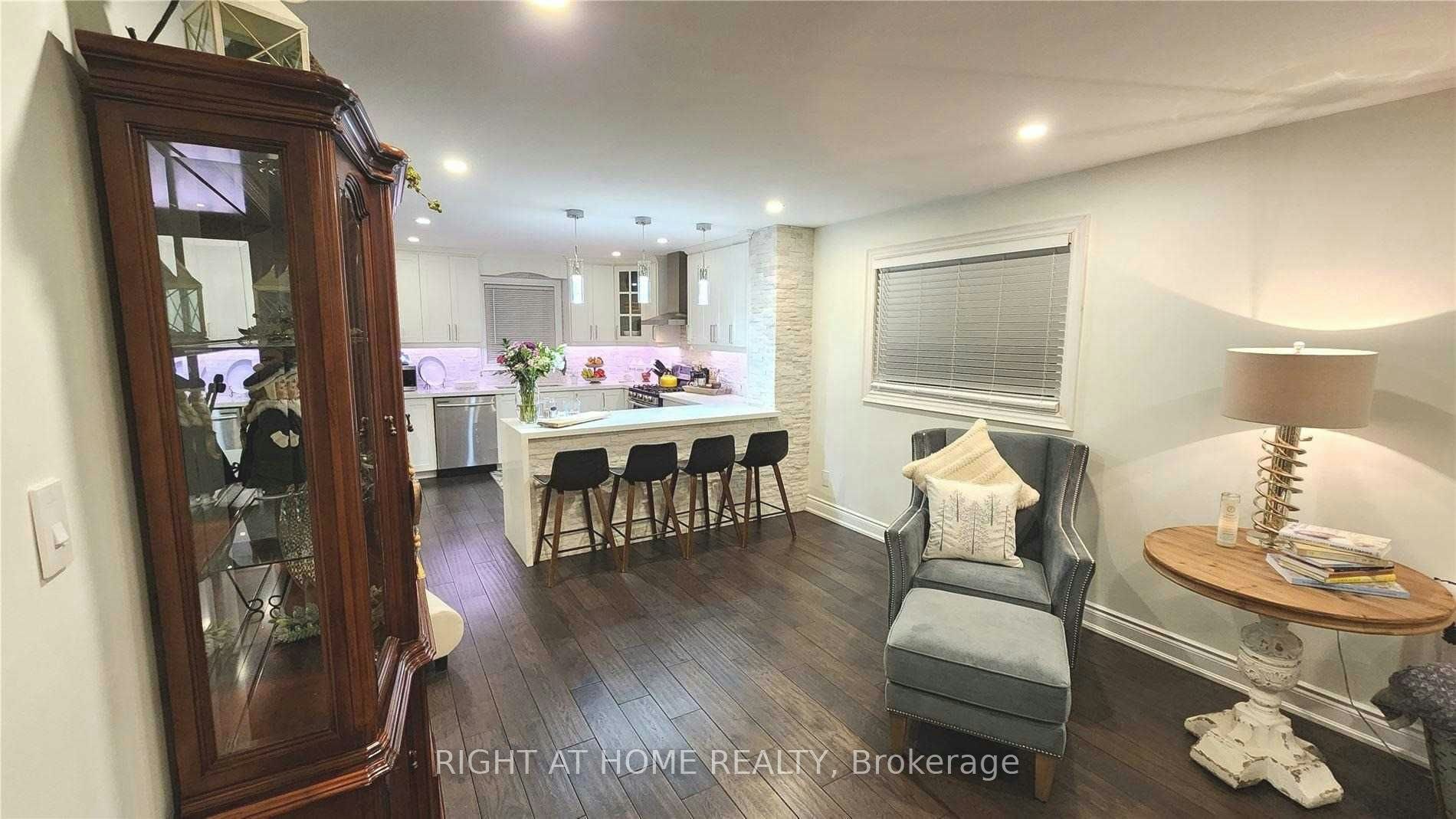 275 River Oaks Boulevard W, Oakville, ON, L6H 3V2 - 12