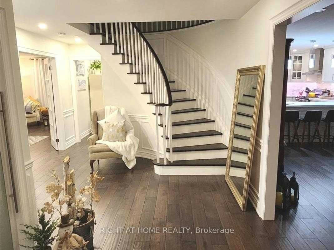 275 River Oaks Boulevard W, Oakville, ON, L6H 3V2 - 5
