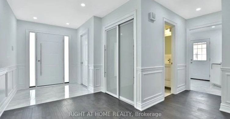 275 River Oaks Boulevard W, Oakville, ON, L6H 3V2 - 3