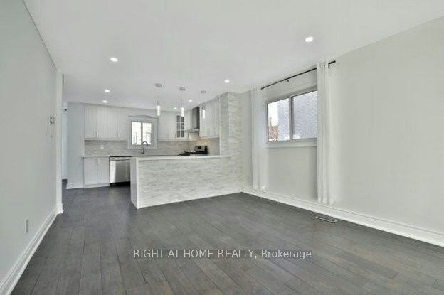 275 River Oaks Boulevard W, Oakville, ON, L6H 3V2 - 10