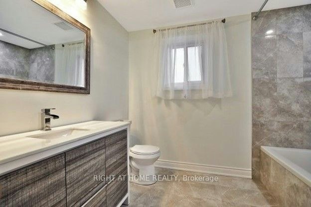 275 River Oaks Boulevard W, Oakville, ON, L6H 3V2 - 37
