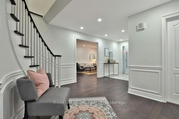 275 River Oaks Boulevard W, Oakville, ON, L6H 3V2 - 4