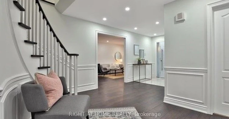 275 River Oaks Boulevard W, Oakville, ON, L6H 3V2 - 4