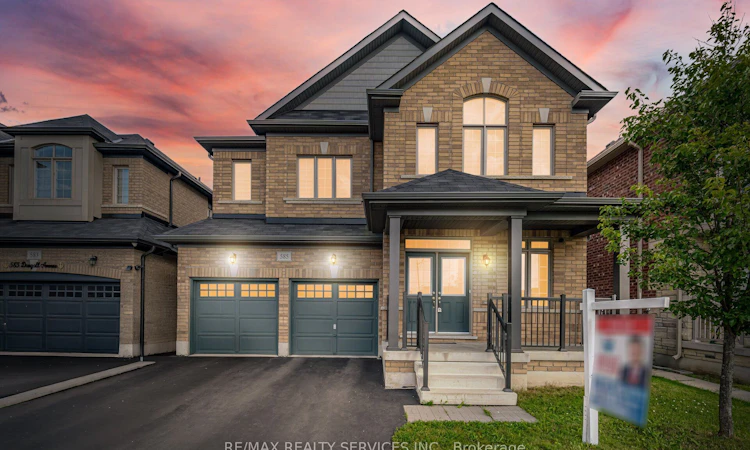 585 Dougall Avenue