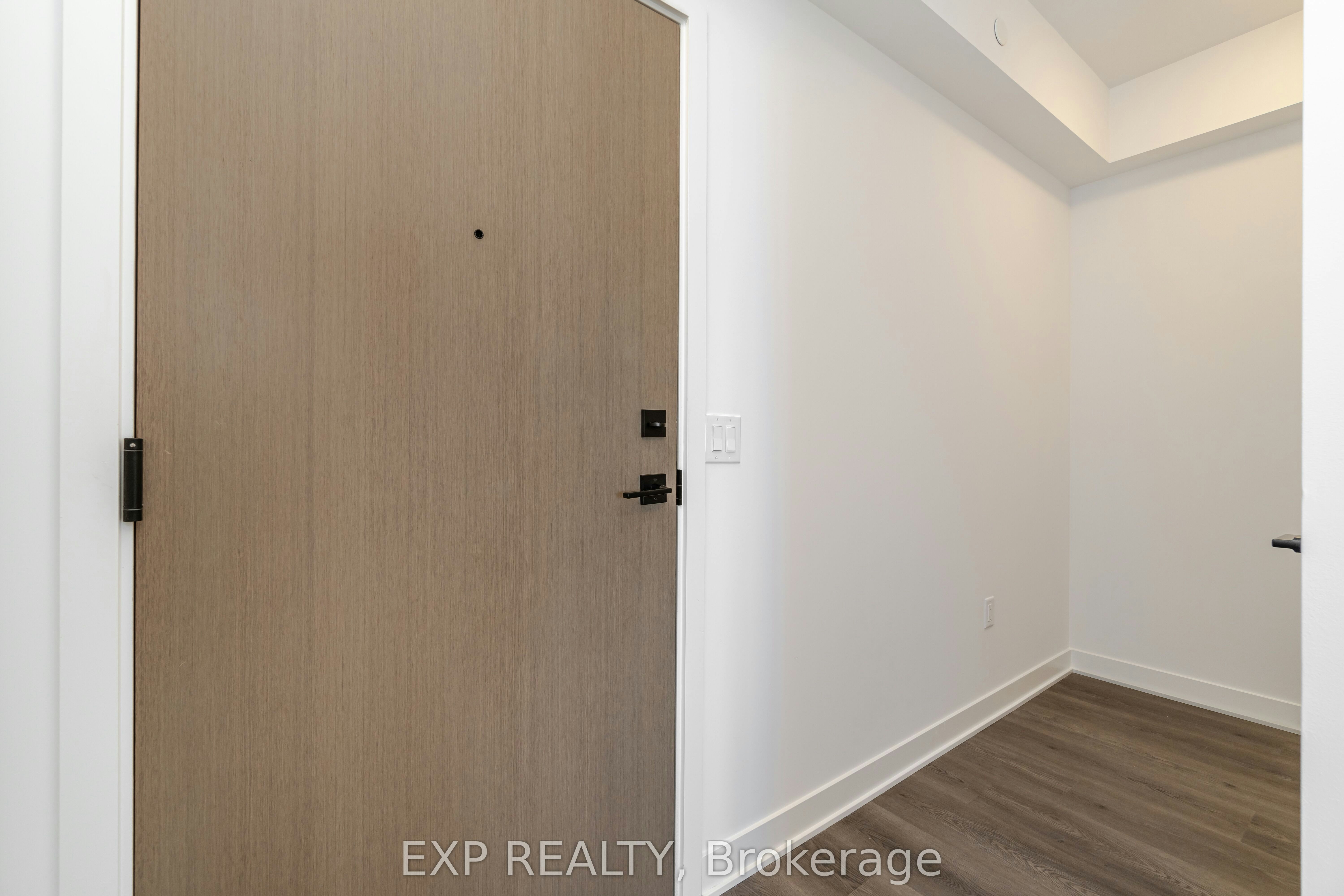 1805-36 Zorra Street, Toronto, ON, M8Z 4Z7 - 4