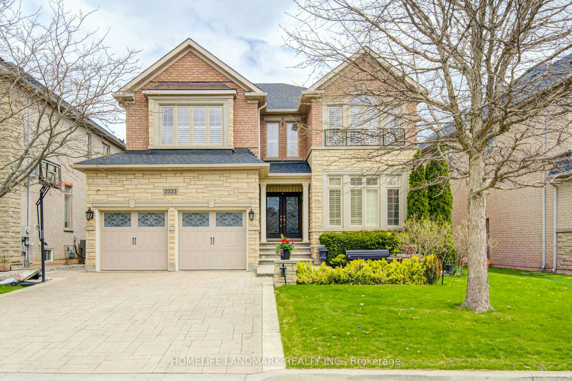 2323 Awenda Drive, Oakville, ON, L6H 7J7
