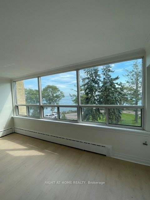 305-2 Royal York Road, Toronto, ON, M8V 2S6 - 12