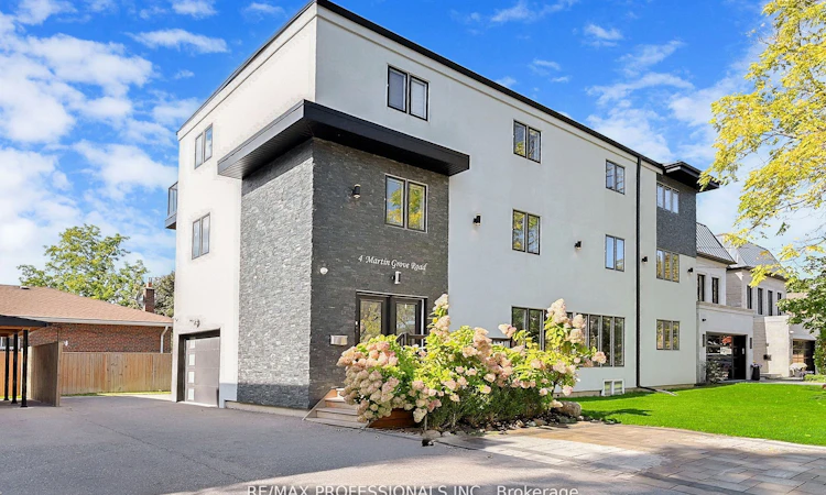 4 Martin Grove Road