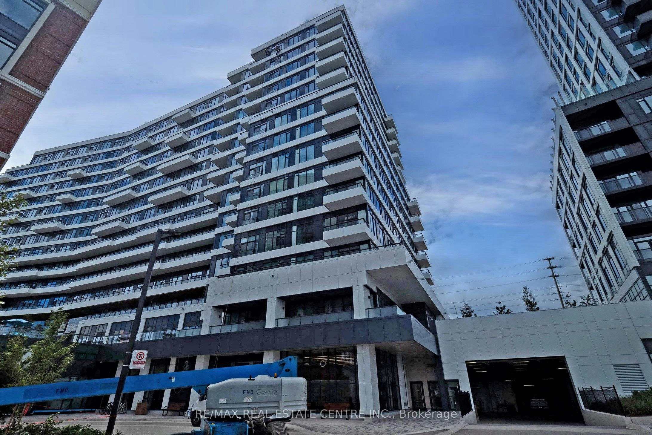1221-2485 Eglinton Avenue W, Mississauga, ON, L5M 2V8 - 2