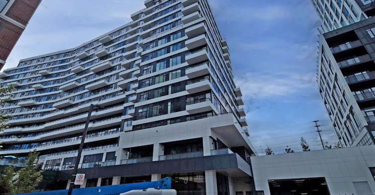 1221-2485 Eglinton Avenue W, Mississauga, ON, L5M 2V8 - 2