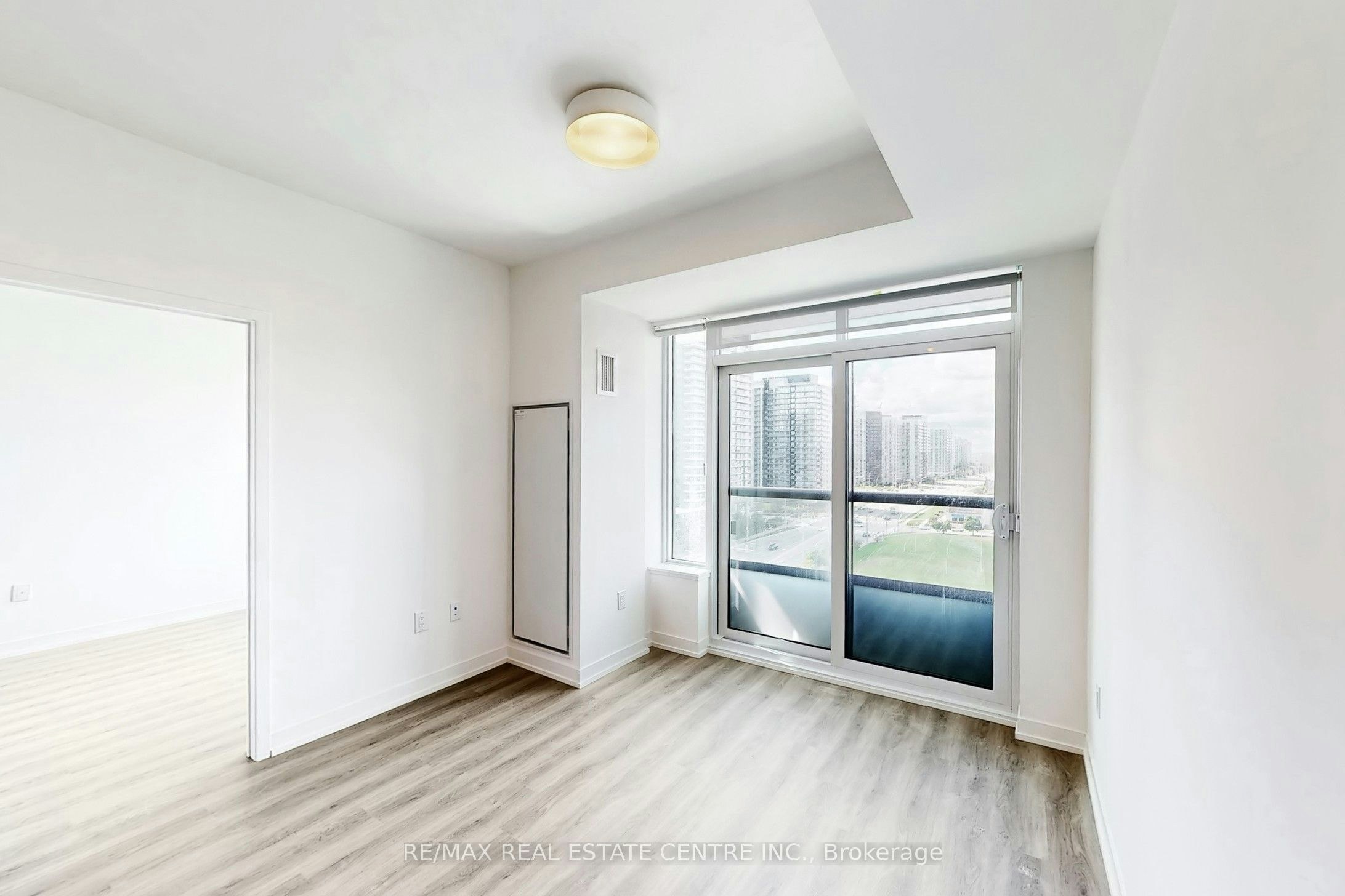 1221-2485 Eglinton Avenue W, Mississauga, ON, L5M 2V8 - 11