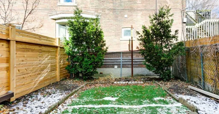 Main-190 Marion Street, Toronto, ON, M6R 1E8 - 13