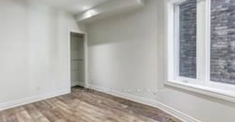 Main-190 Marion Street, Toronto, ON, M6R 1E8 - 8