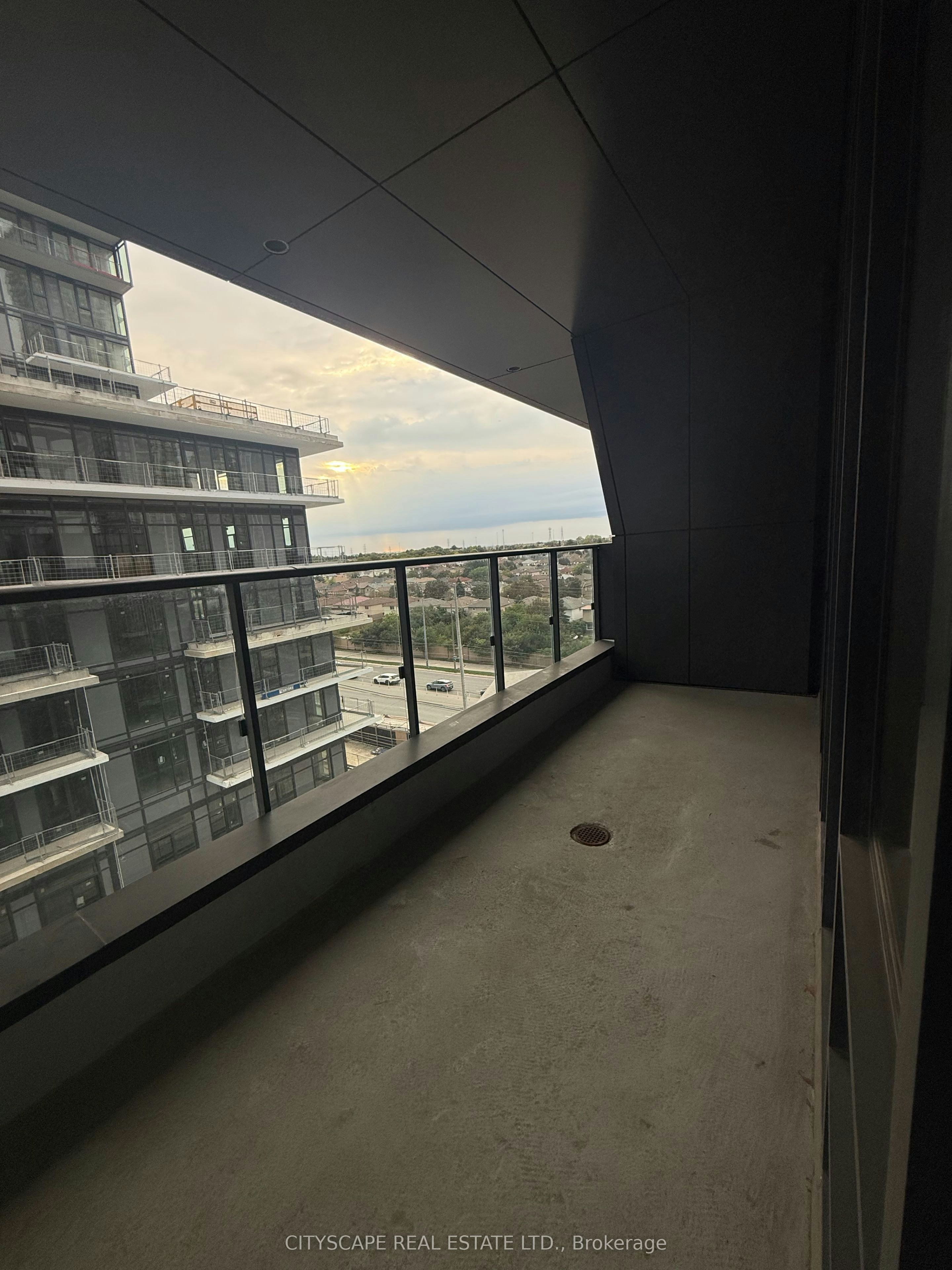 602-448 Burnhamthorpe Road W, Mississauga, ON, L5B 0R4 - 17