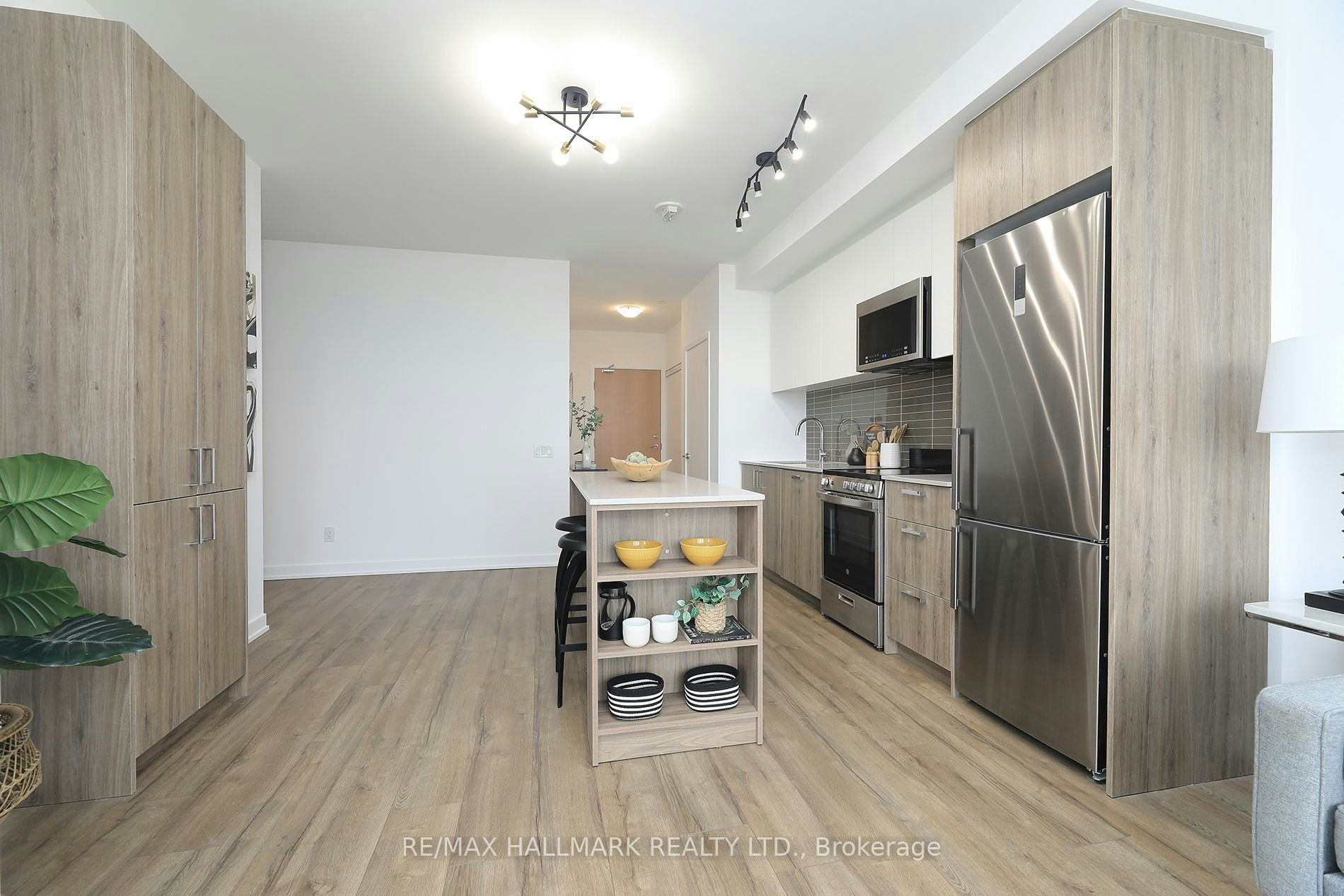 1111-1787 St. Clair Avenue W, Toronto, ON, M6N 0B7 - 13