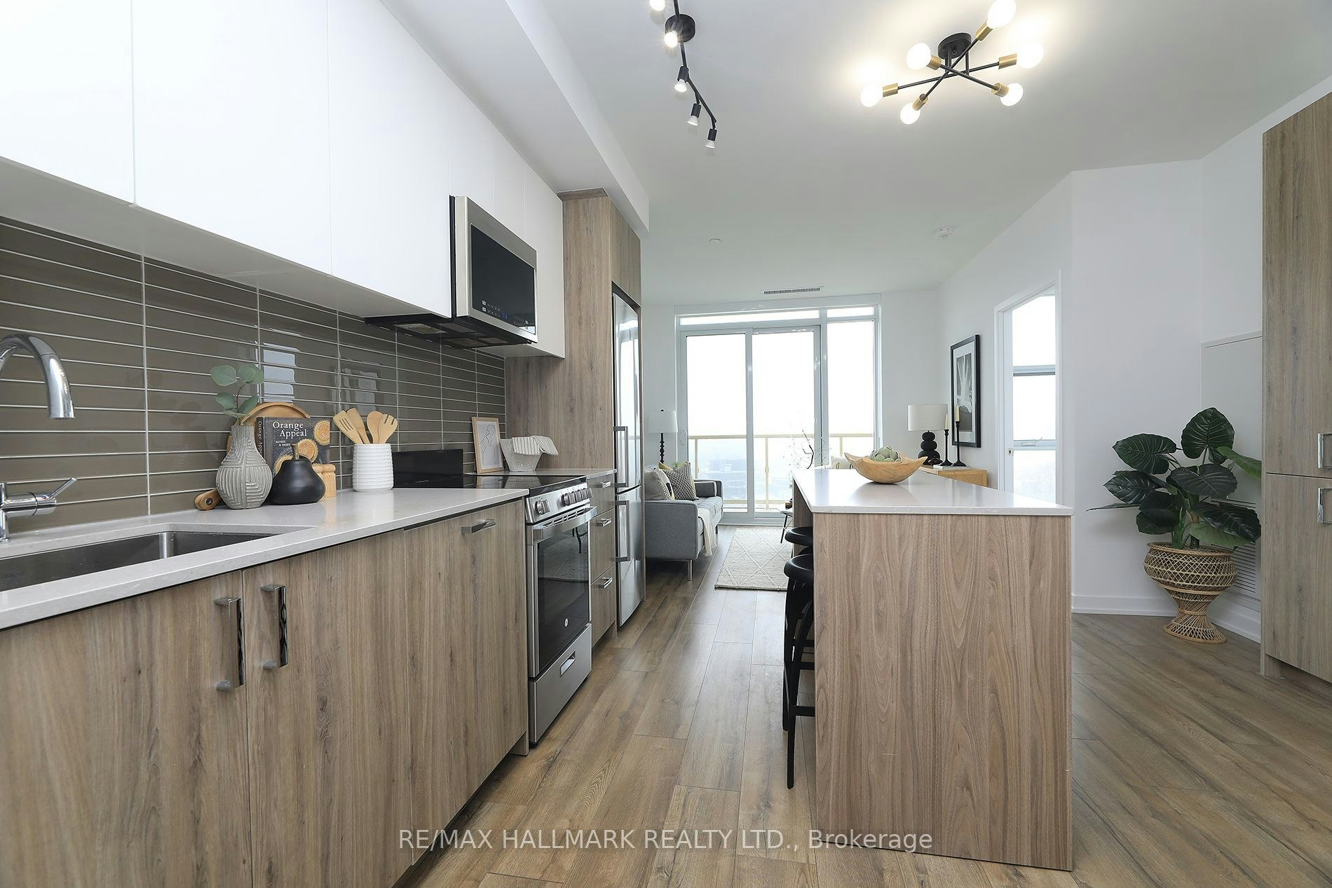 1111-1787 St. Clair Avenue W, Toronto, ON, M6N 0B7 - 8