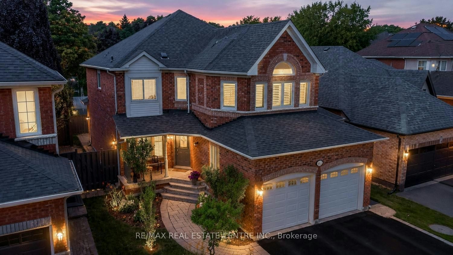 40 Hepburn Crescent N, Halton Hills, ON, L7G 5P8
