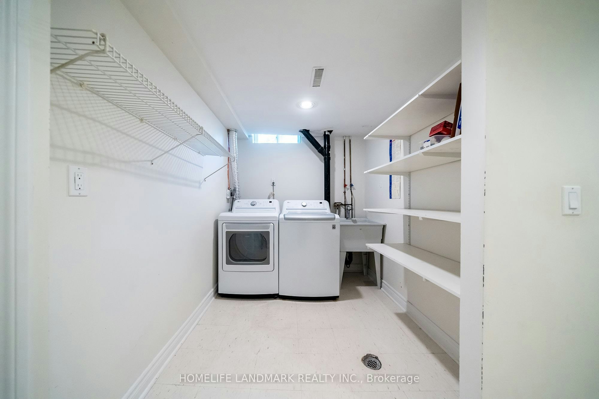 2365 Baccaro Road, Oakville, ON, L6J 5V9 - 33
