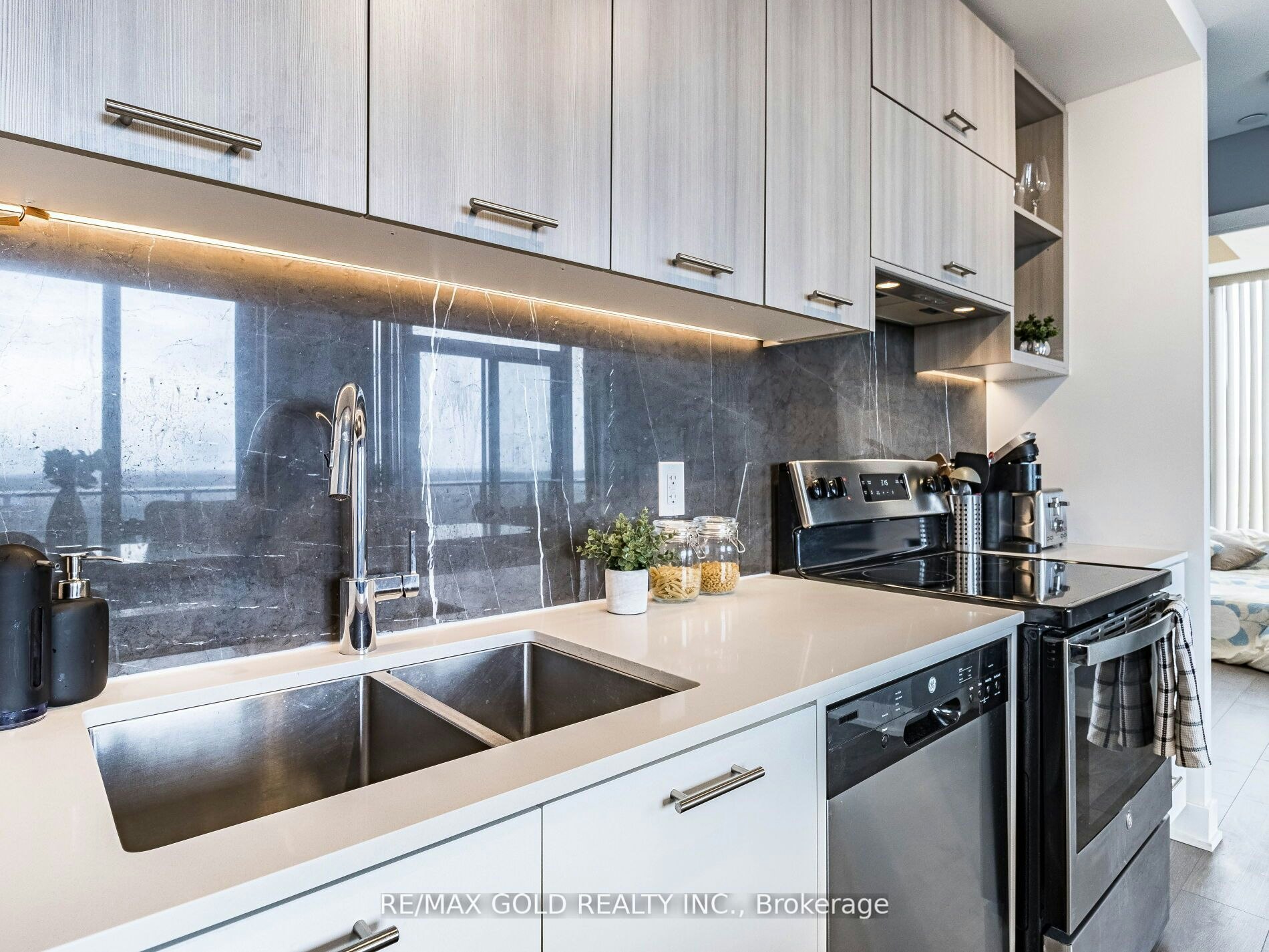 609-180 Veterans Drive, Brampton, ON, L7A 5G7 - 17