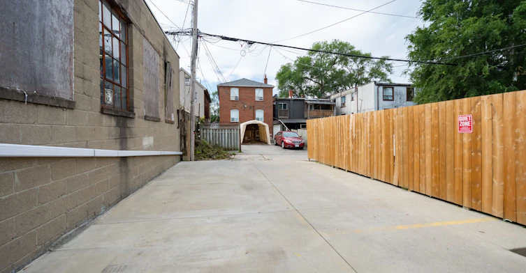 Main-50 Brownville Avenue, Toronto, ON, M6N 4L3 - 22