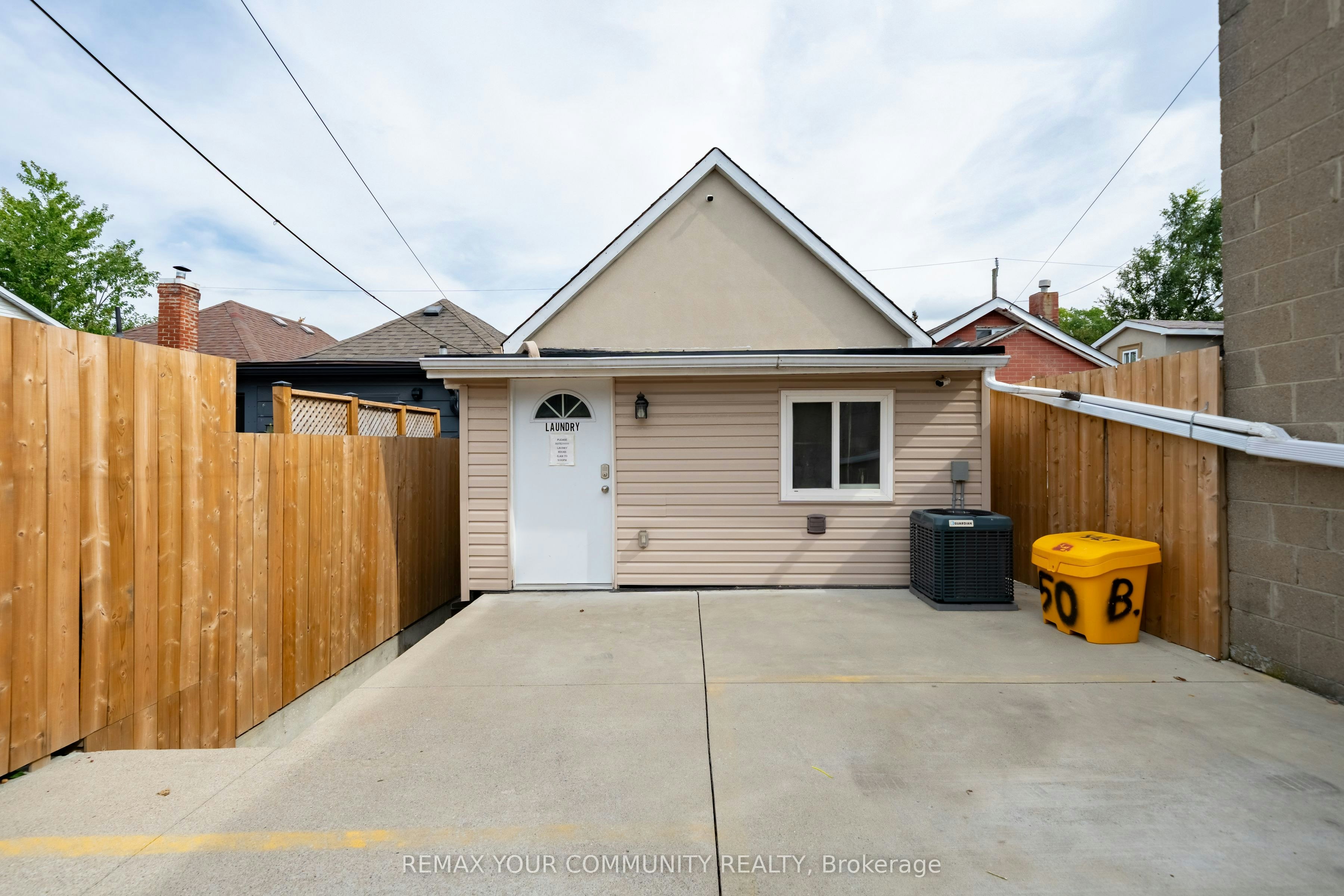Main-50 Brownville Avenue, Toronto, ON, M6N 4L3 - 21