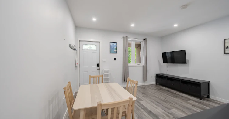 Main-50 Brownville Avenue, Toronto, ON, M6N 4L3 - 2