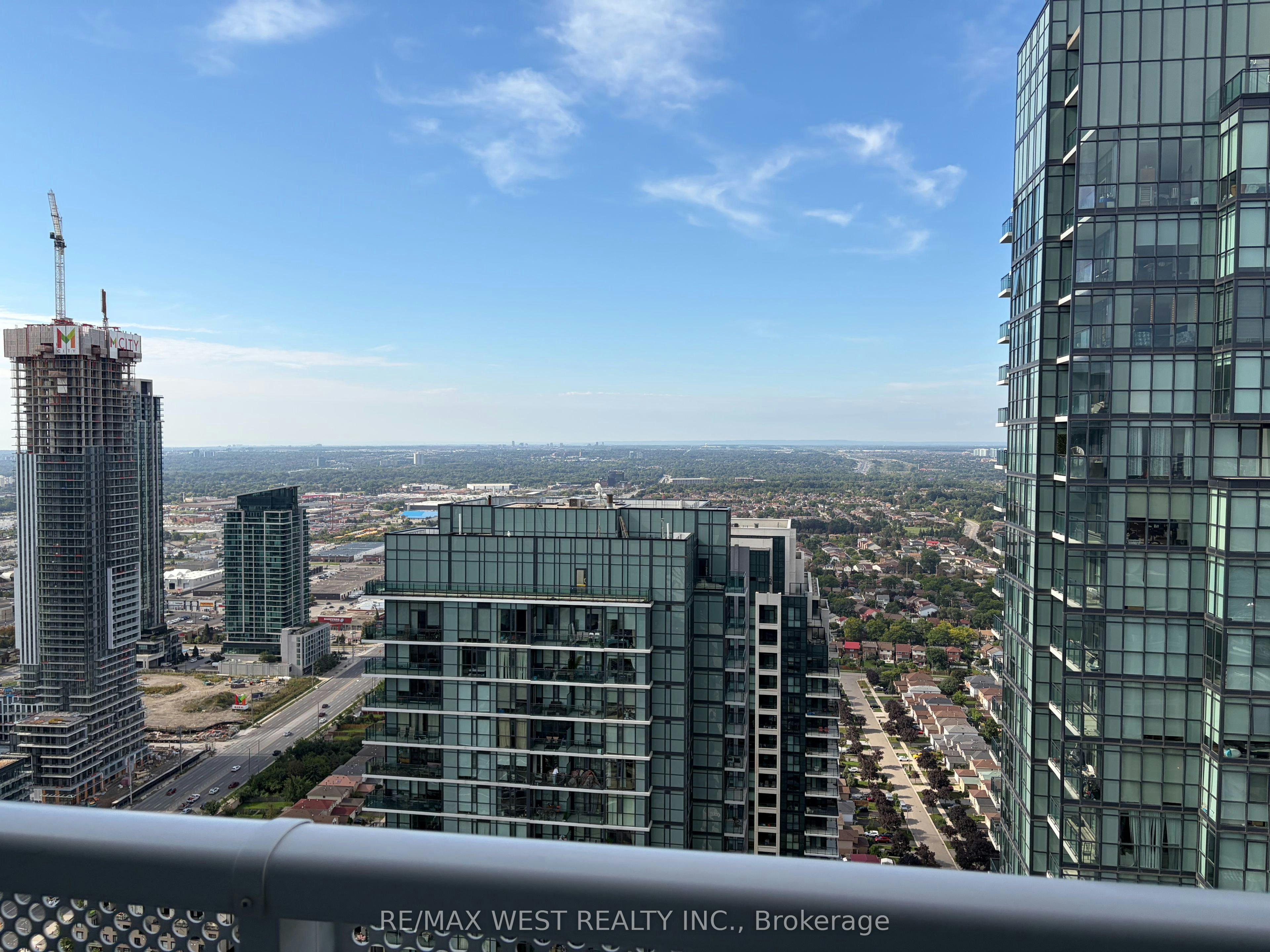 4211-4065 Confederation Parkway, Mississauga, ON, L5B 0L4 - 23