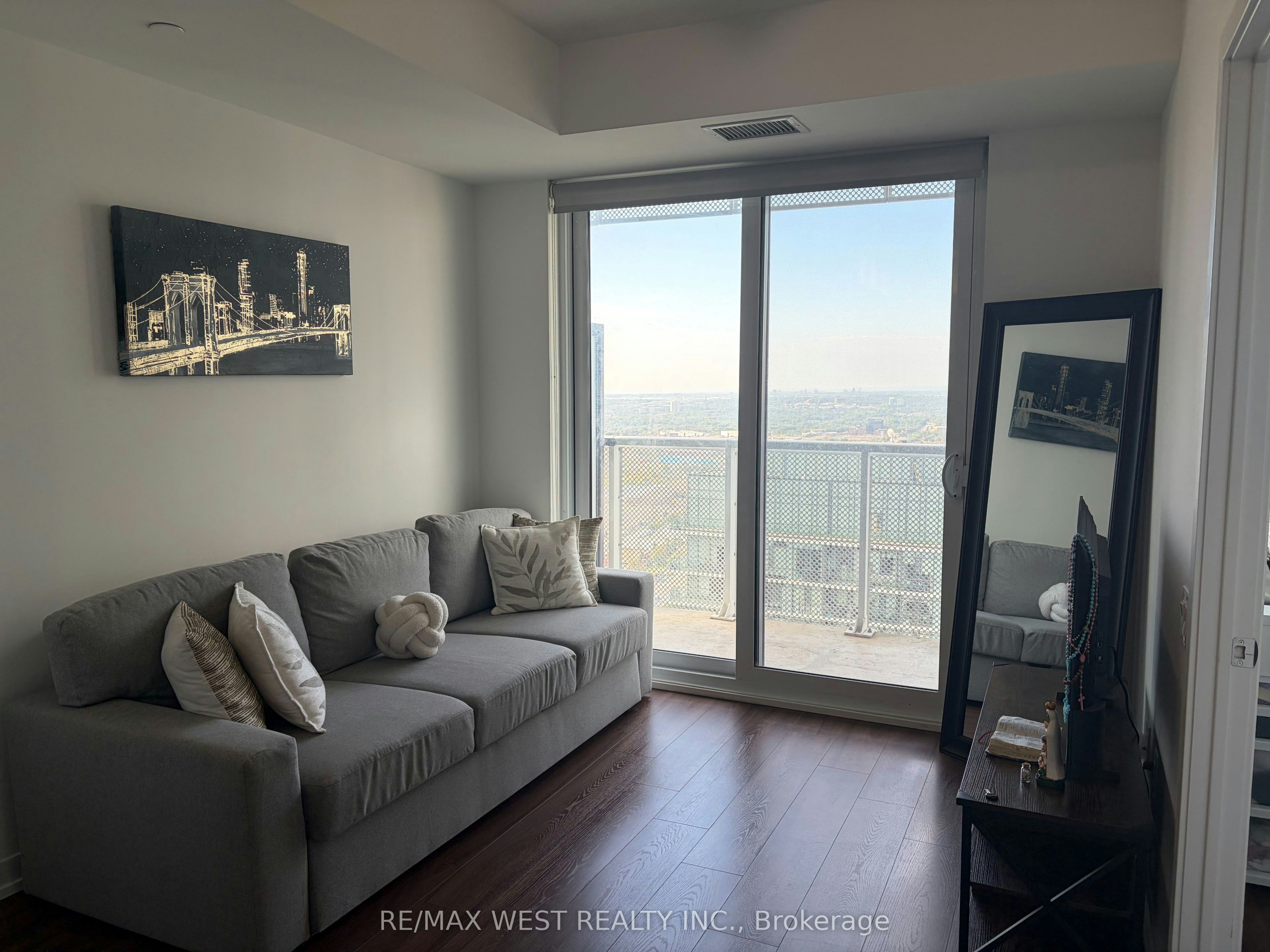 4211-4065 Confederation Parkway, Mississauga, ON, L5B 0L4 - 5