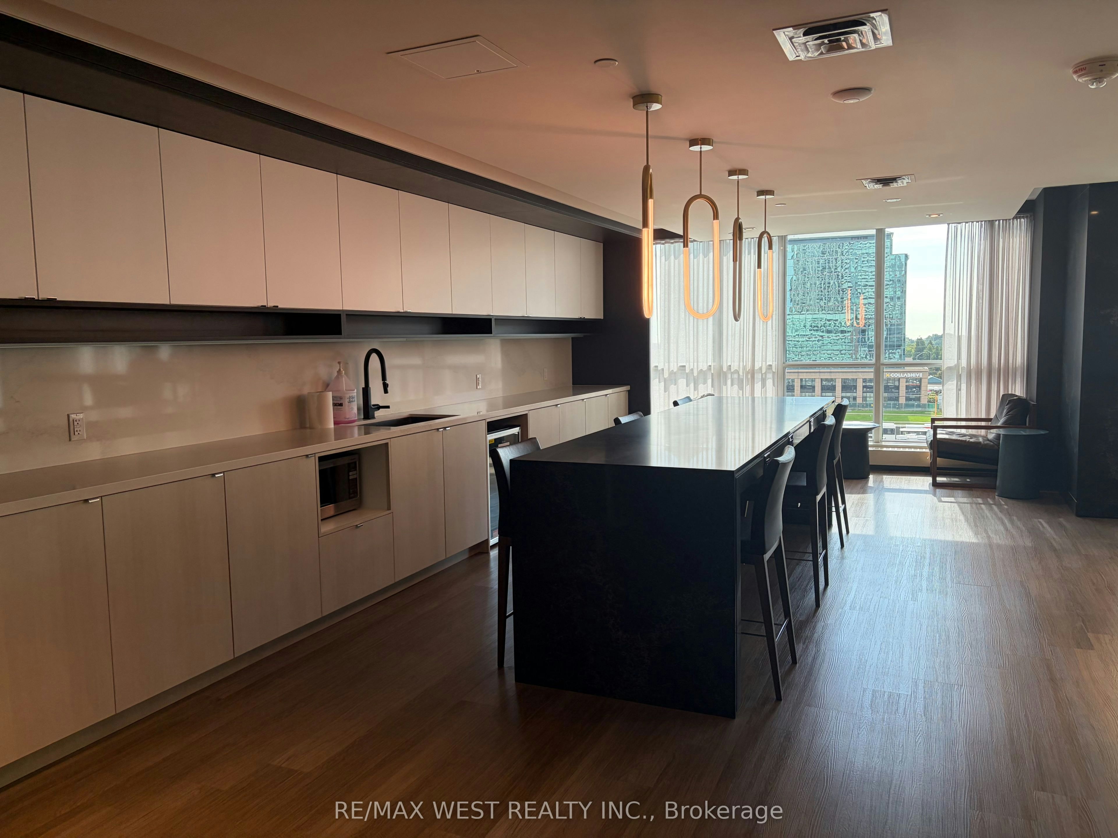 4211-4065 Confederation Parkway, Mississauga, ON, L5B 0L4 - 25