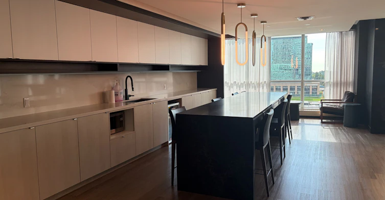 4211-4065 Confederation Parkway, Mississauga, ON, L5B 0L4 - 25