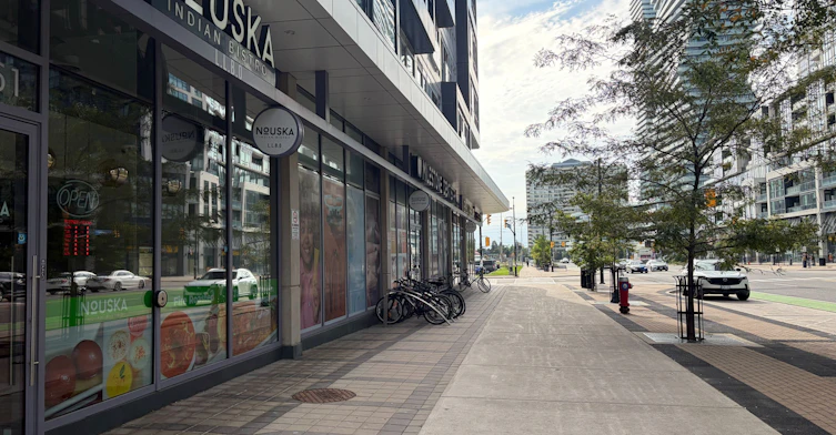 4211-4065 Confederation Parkway, Mississauga, ON, L5B 0L4 - 3