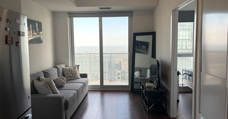4211-4065 Confederation Parkway, Mississauga, ON, L5B 0L4 - 4