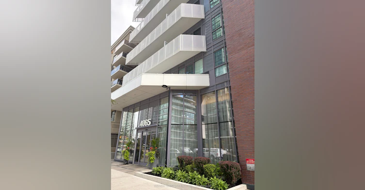 4211-4065 Confederation Parkway, Mississauga, ON, L5B 0L4