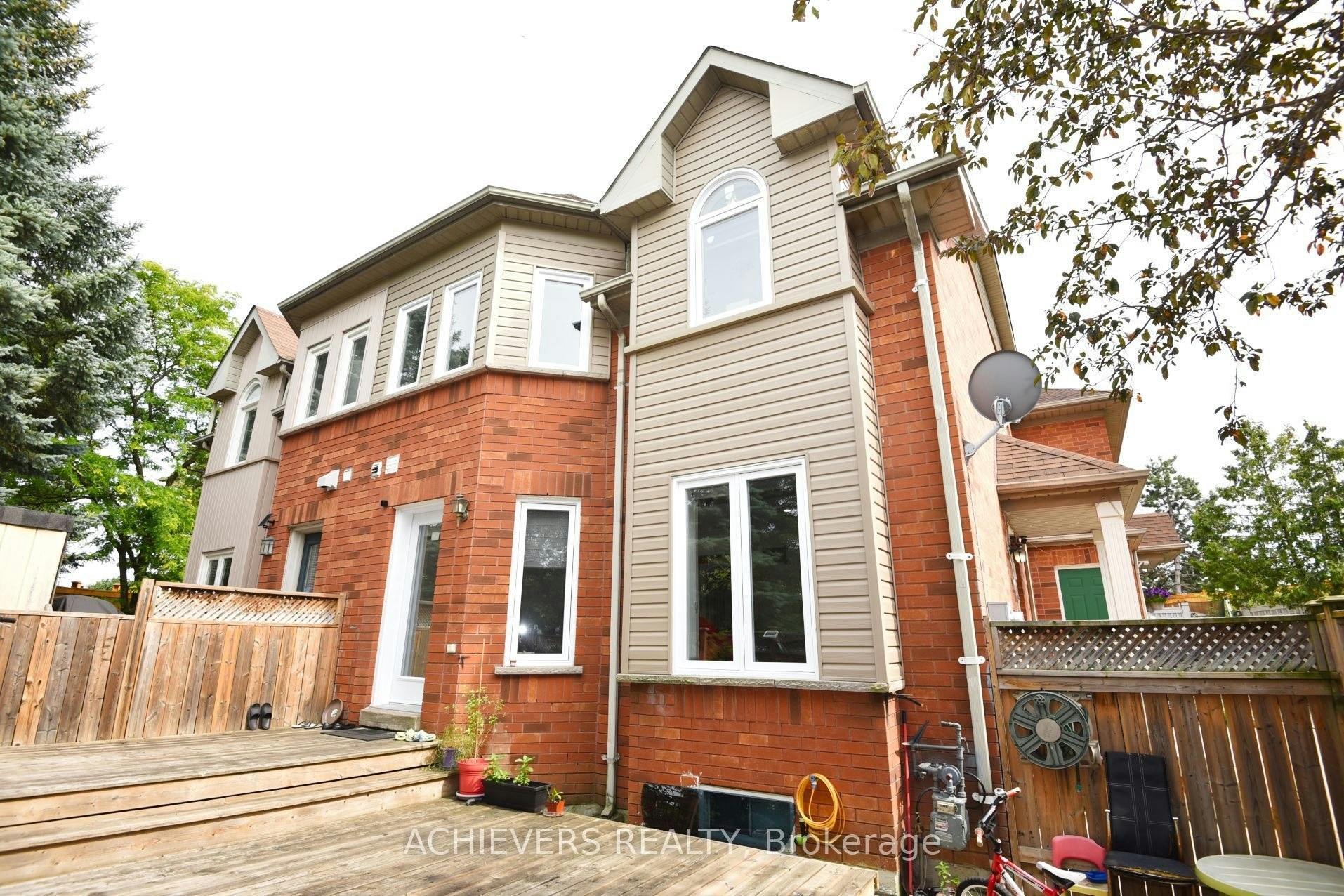 83 Clover Bloom Road, Brampton, ON, L6R 1S4