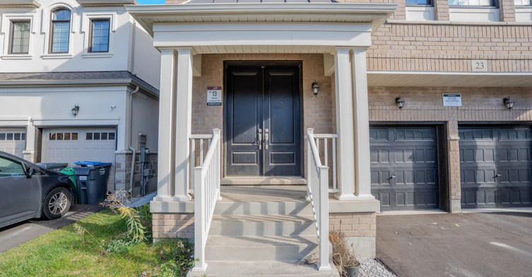 23 Bermondsey Way, Brampton, ON, L6Y 0E4 - 2