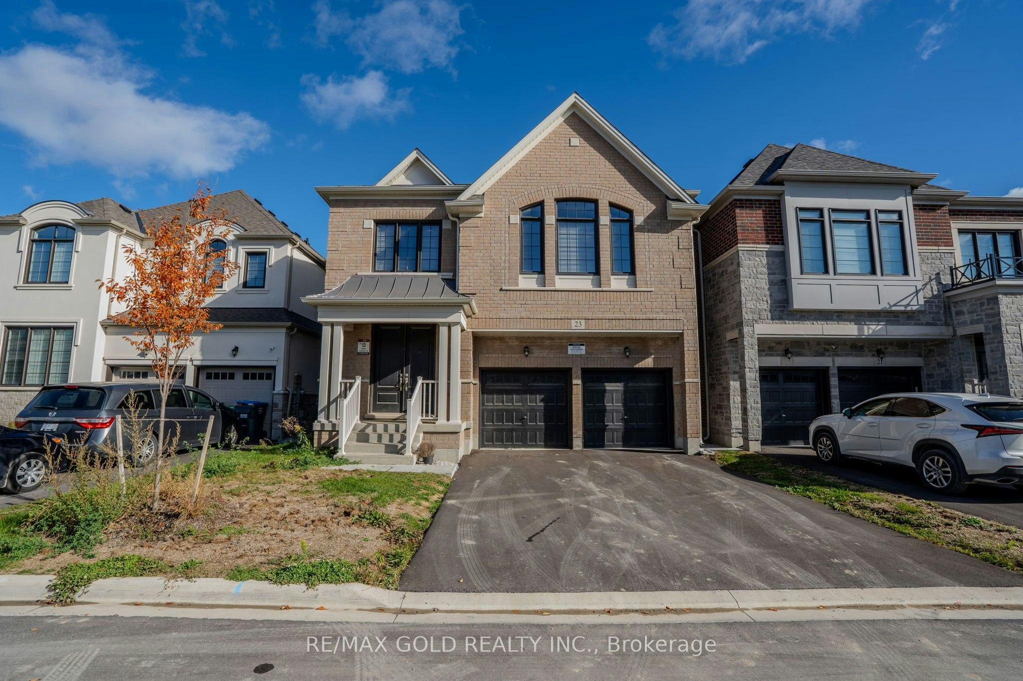 23 Bermondsey Way, Brampton, ON, L6Y 0E4