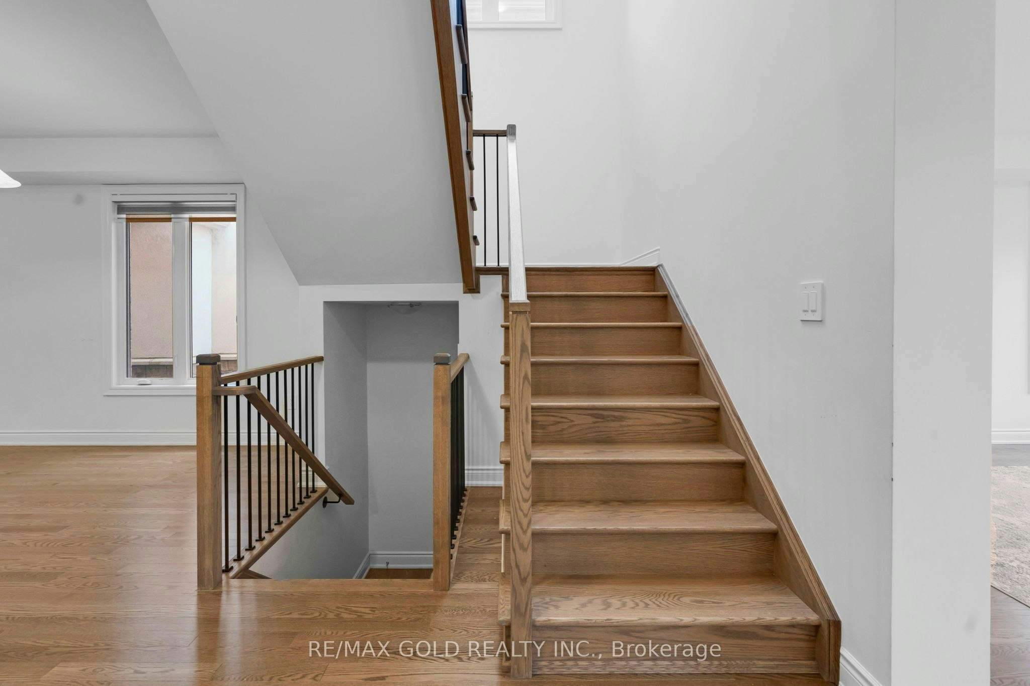 23 Bermondsey Way, Brampton, ON, L6Y 0E4 - 11