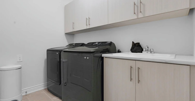 23 Bermondsey Way, Brampton, ON, L6Y 0E4 - 9