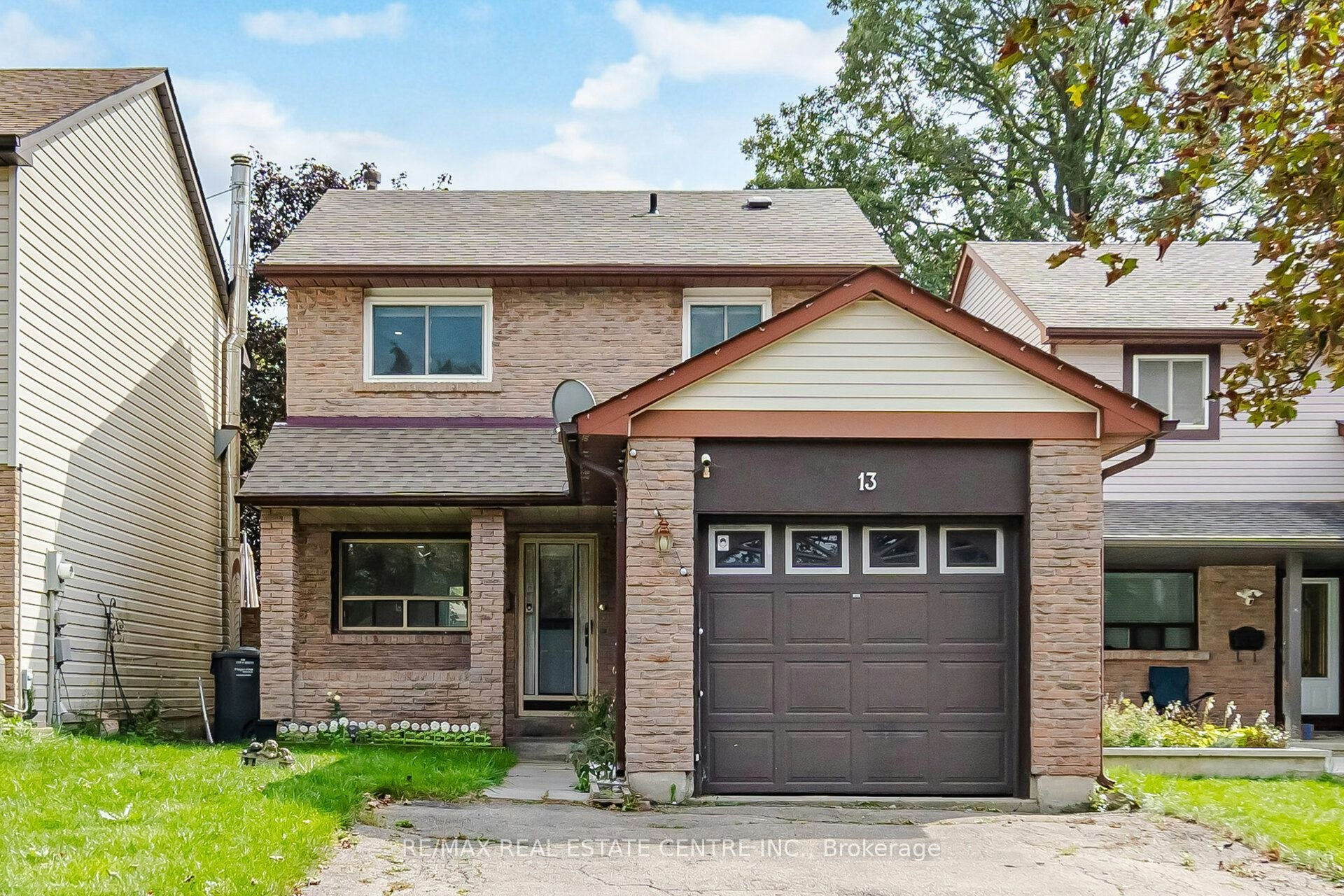 13 Dalzell Avenue, Brampton, ON, L6Z 1H1
