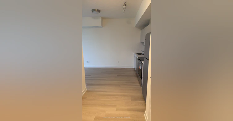 815-2825 Jane Street, Toronto, ON, M3N 2J5 - 3