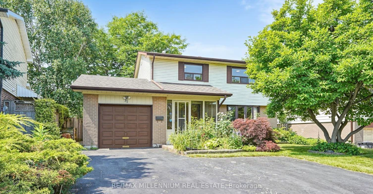 61 Centre Street S, Brampton, ON, L6W 2X7