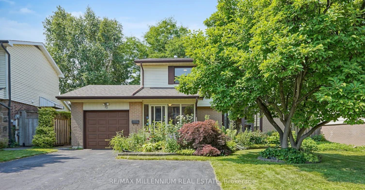 61 Centre Street S, Brampton, ON, L6W 2X7 - 2