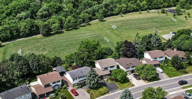 61 Centre Street S, Brampton, ON, L6W 2X7 - 3