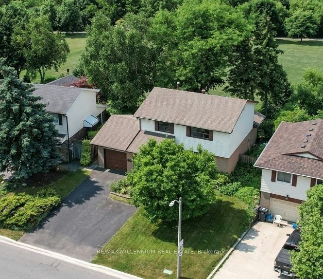 61 Centre Street S, Brampton, ON, L6W 2X7 - 4