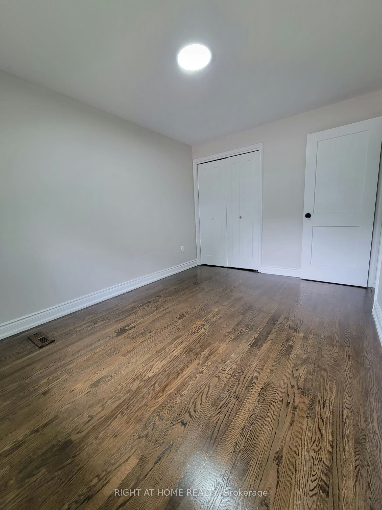 1411 Charles Drive, Burlington, ON, L7P 2C8 - 17