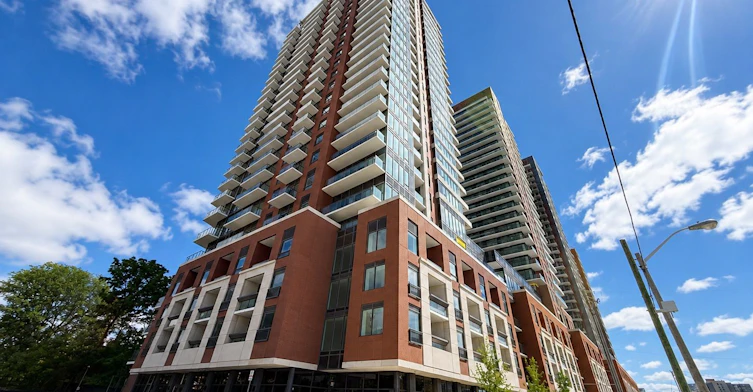 304-4010 Eglinton Avenue W, Toronto, ON, M9A 0G5